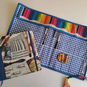 Kit cuaderno 19x19 papel motivo pinceles, porta pinceles enrollable y apoya pinceles